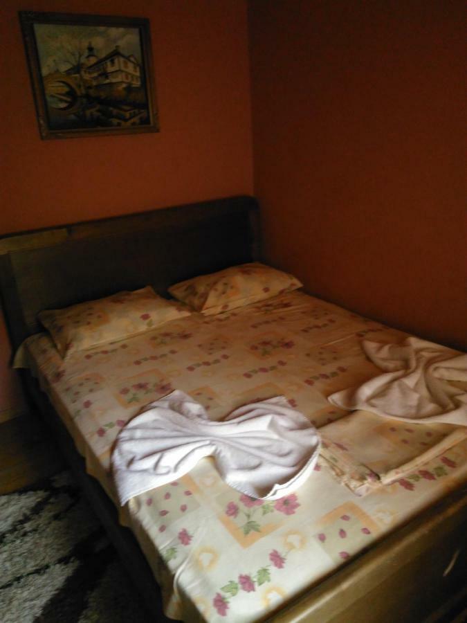 Къща Цвети-1 Трявна Hotel Bangeytsi Eksteriør billede